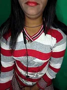 QWEEN7B online show from 19, 12, 2025