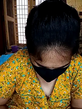 Snapshot of maduri__ chatting on 4, 2, 2026 maduri online show from 4, 2, 2026