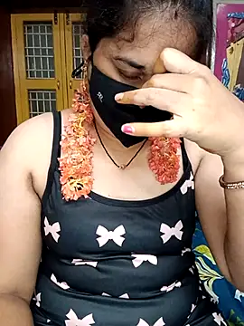Snapshot of maduri__ chatting on 8, 4, 2026 maduri online show from 8, 4, 2026