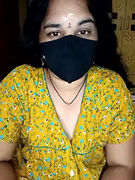 Snapshot of maduri__ chatting on 2, 4, 2026 maduri online show from 2, 4, 2026