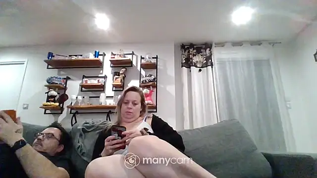 Miss-Chupagirly online show from 5, 2, 2026