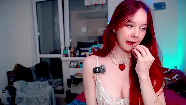 MaryJane x Peter online show from 18, 12, 2025