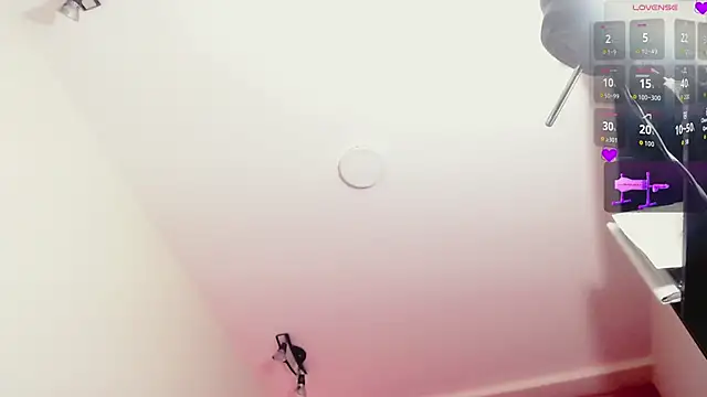 Agatha Dubois4  online show from 18, 1, 2026