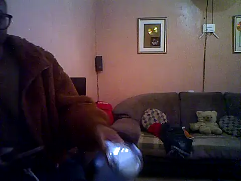 QUEENSasha27 online show from 10, 1, 2026