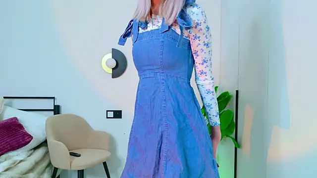 MidnightLily  online show from 26, 3, 2026