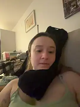 LilyLuck  online show from 11, 2, 2026