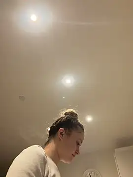 LilyLuck  online show from 16, 2, 2026