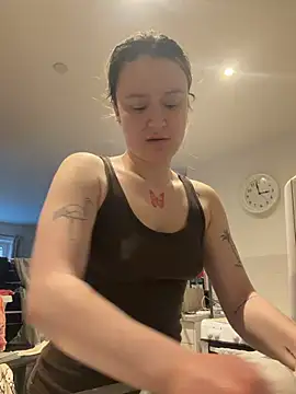 LilyLuck  online show from 5, 2, 2026