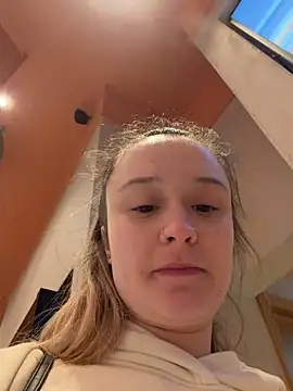 LilyLuck  online show from 4, 2, 2026