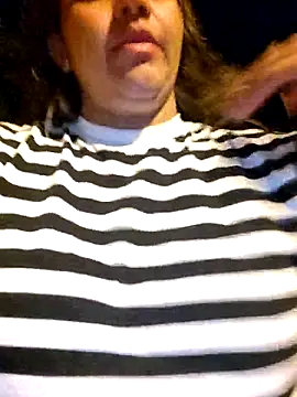 Ivy enjoy online show from 13, 4, 2026