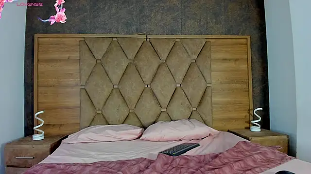 SpaceBoy1 online show from 7, 3, 2026