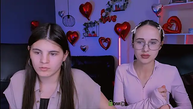 lizzie boom  online show from 28, 2, 2026