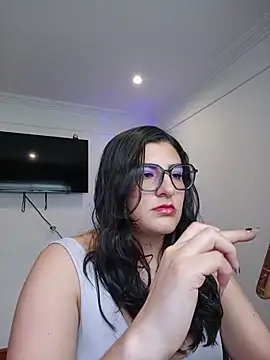 ahrianabluff online show from 19, 2, 2026