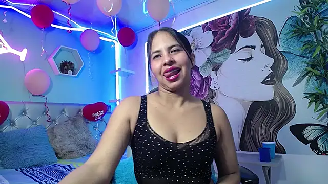 nicol ross19 online show from 19, 2, 2026