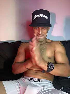 Maicol xxxx online show from 13, 3, 2026