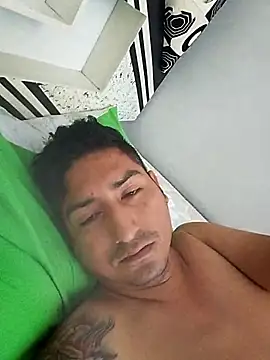 Yrresistible666 online show from 13, 2, 2026