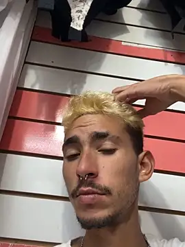 Snapshot of GuioficialBr chatting on 2, 2, 2026 GuioficialBr online show from 2, 2, 2026