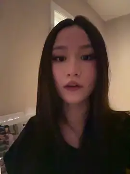 luvvivii online show from 28, 2, 2026