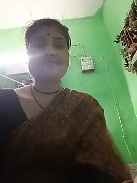 Snapshot of mantraverma chatting on 18, 6, 2026 mantraverma online show from 18, 6, 2026