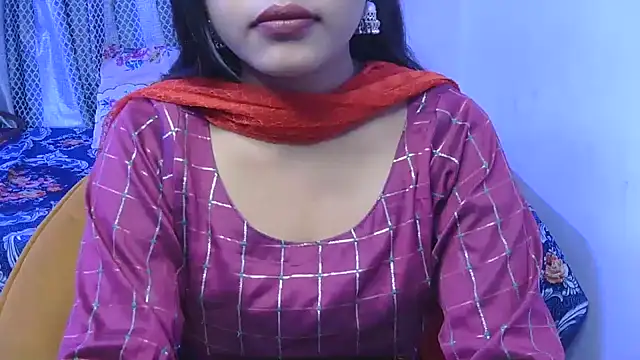 bold-smirthii online show from 4, 6, 2026
