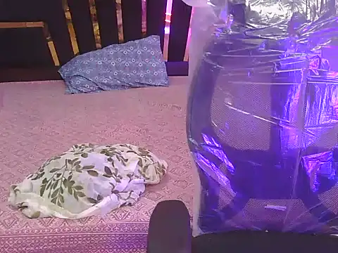 bold-smirthii online show from 21, 4, 2026