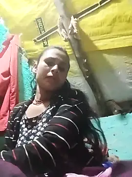 Snapshot of Cuty_priti chatting on 1, 2, 2026 Cuty priti online show from 1, 2, 2026