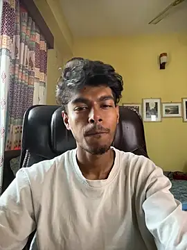 Snapshot of tooexpensive chatting on 28, 5, 2026 tooexpensive online show from 28, 5, 2026