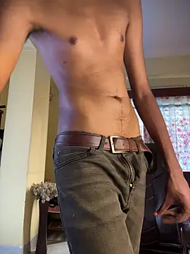 Snapshot of tooexpensive chatting on 4, 5, 2026 tooexpensive online show from 4, 5, 2026