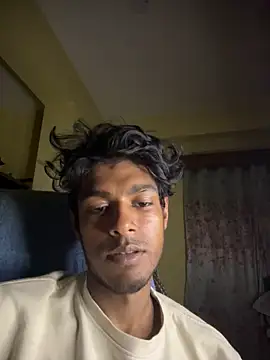 Snapshot of tooexpensive chatting on 26, 4, 2026 tooexpensive online show from 26, 4, 2026