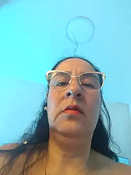 KiaraFoster online show from 9, 4, 2026