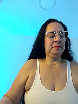 KiaraFoster online show from 15, 4, 2026