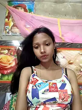Snapshot of doll2007 chatting on 28, 4, 2026 doll2007 online show from 28, 4, 2026