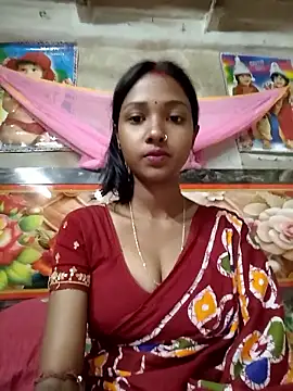 Snapshot of doll2007 chatting on 5, 4, 2026 doll2007 online show from 5, 4, 2026