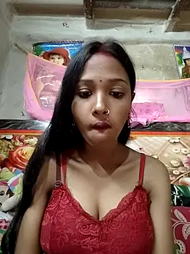 Snapshot of doll2007 chatting on 22, 3, 2026 doll2007 online show from 22, 3, 2026