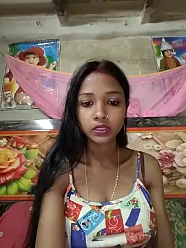 Snapshot of doll2007 chatting on 7, 4, 2026 doll2007 online show from 7, 4, 2026