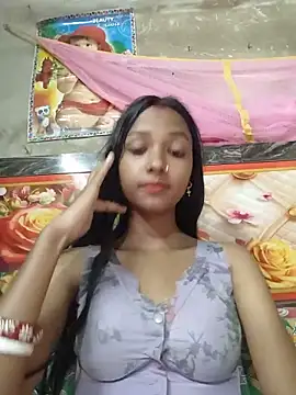 Snapshot of doll2007 chatting on 31, 5, 2026 doll2007 online show from 31, 5, 2026