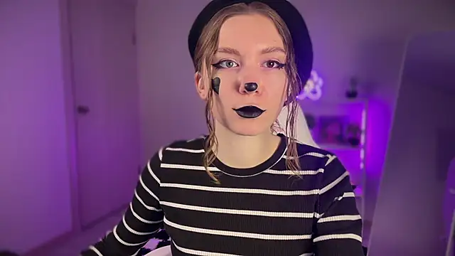 KellySunn online show from 27, 3, 2026