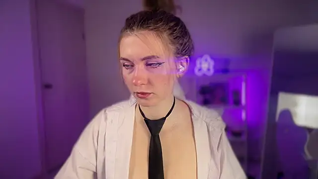 KellySunn online show from 13, 4, 2026