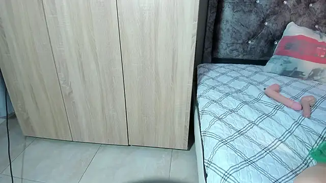 cloe brown1 online show from 23, 2, 2026