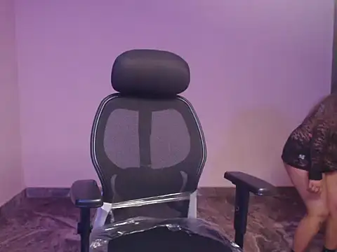 SweetNeena online show from 2, 2, 2026