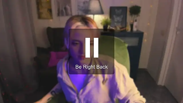 Snapshot of SarahShelby chatting on 5, 6, 2026 SarahShelby online show from 5, 6, 2026