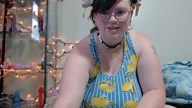 Pupghostt online show from 5, 4, 2026