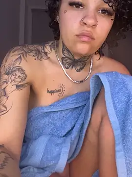 urprettygirlleenay online show from 21, 4, 2026