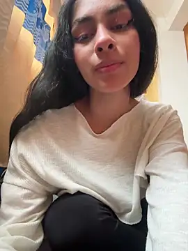 ManuelaEvans  online show from 24, 3, 2026