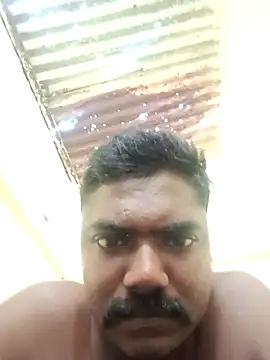 Tamilpaiyan07 online show from 14, 4, 2026