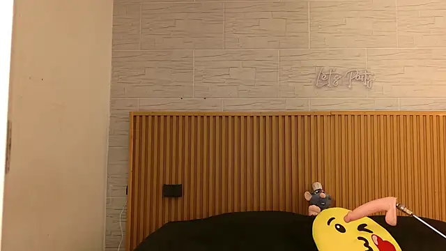 Electra Joness online show from 18, 1, 2026