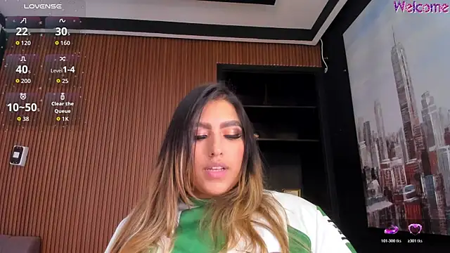 AmbarBrownn  online show from 12, 4, 2026