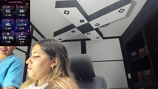 AmbarBrownn  online show from 9, 3, 2026