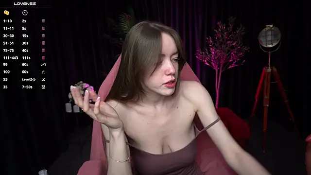 Velouraa online show from 26, 3, 2026