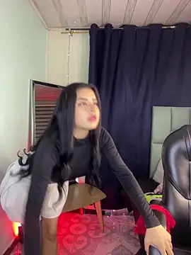 Emilyy05  online show from 14, 4, 2026